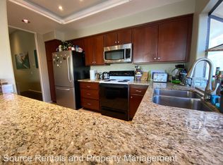 1815 Chalcedony St, San Diego, CA 92109