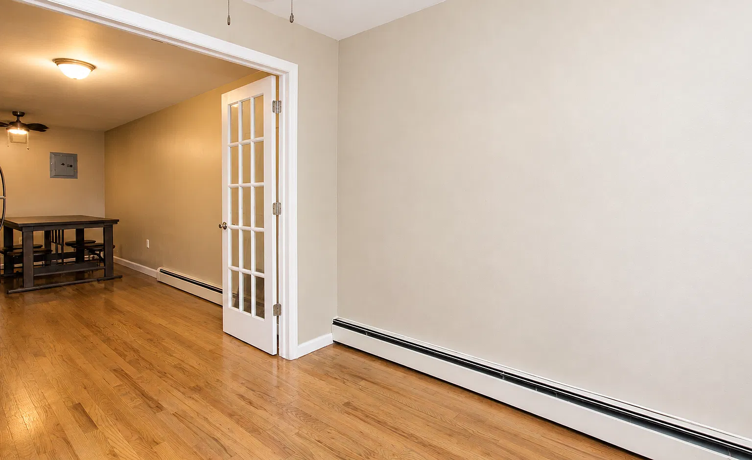1099 Madison Street — Photo 4