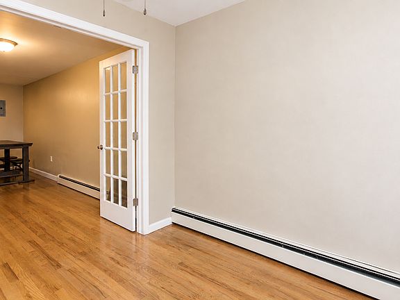 4th image of 1099 Madison St #1G