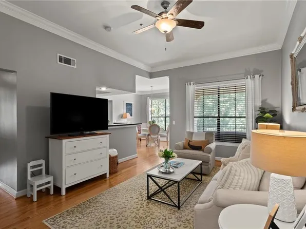 3777 Peachtree Rd NE APT 1337, Brookhaven, GA 30319