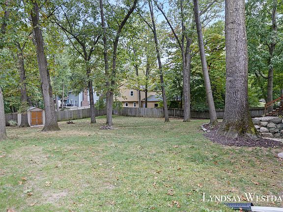 5th image of 6808 Woodbrook Dr SE