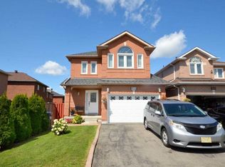 925 Mays Cres, Mississauga, ON L5V2G6