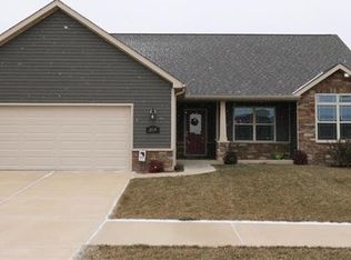 319 Berwick Xing, Shiloh, IL 62221