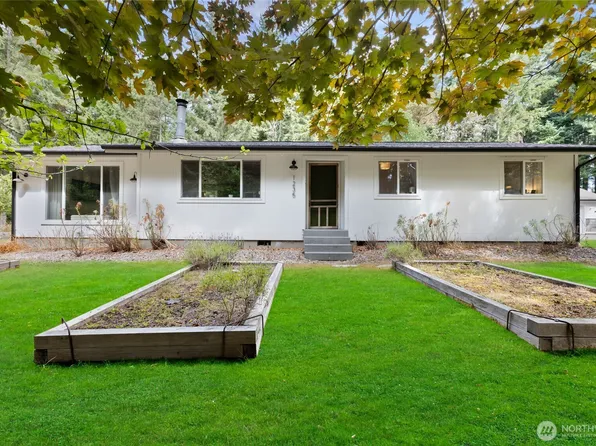 1235 Pilchuck Drive, Fox Island, WA 98333
