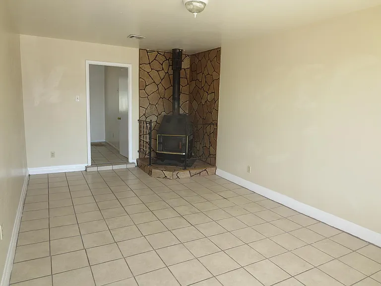 9319 Vicksburg Dr — Photo 8