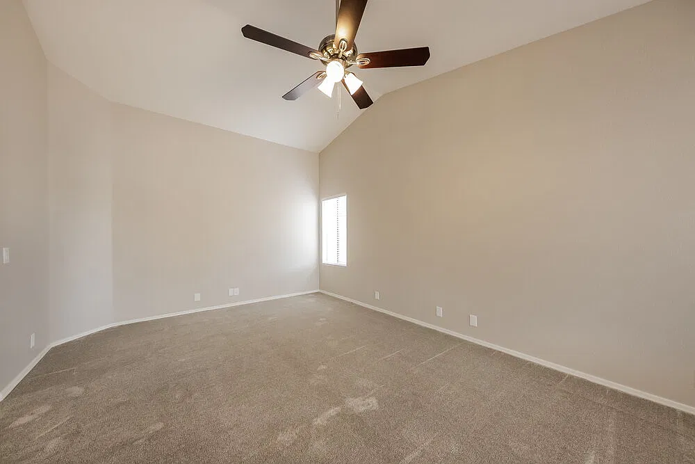 3 bed, 2.5 bath, 1832 sqft, $2,625 — Photo 4