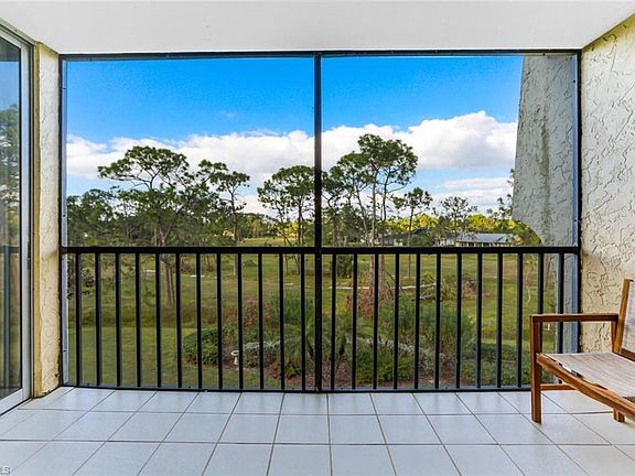 3rd image of 25810 Cockleshell Dr APT E312