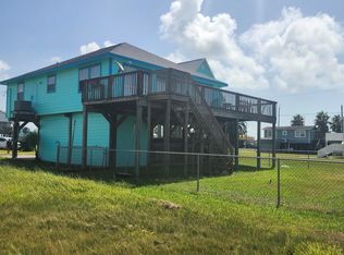 419 Thunder Rd, Surfside Beach, TX 77541