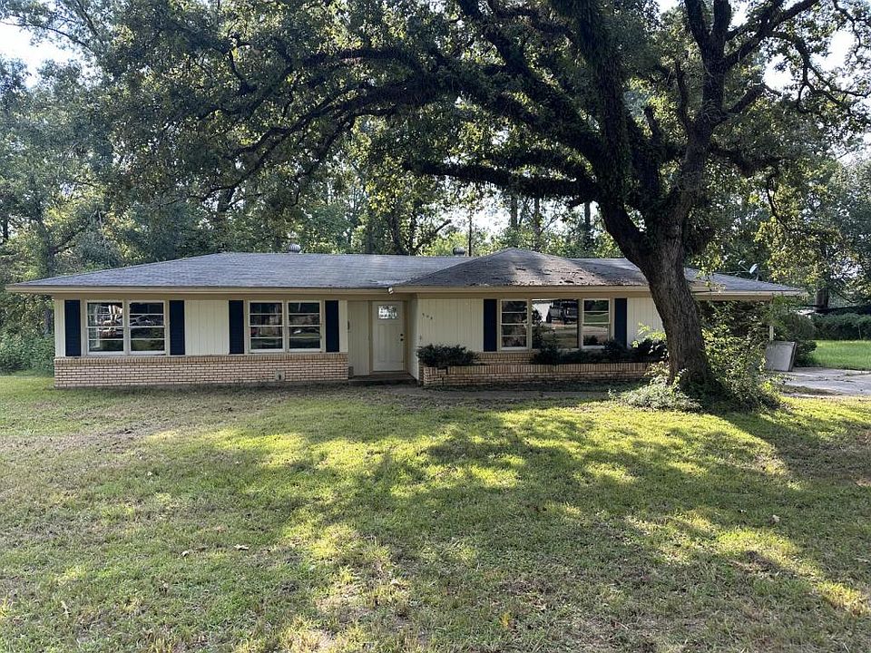 1st image of 908 McGregor Dr