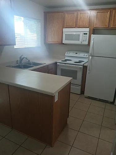 1745 N Winery Ave #101 Photo 1