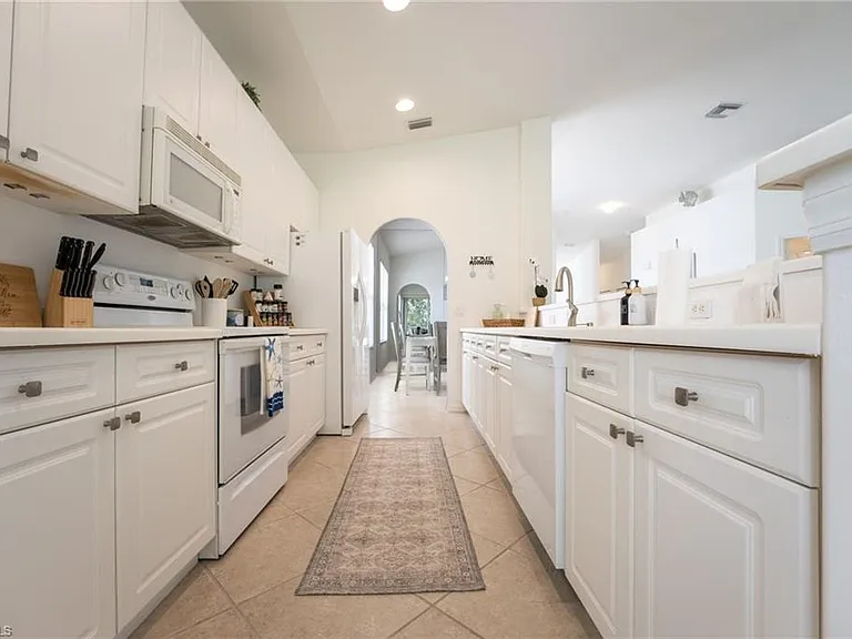 1937 Crestview Way #171 — Photo 11