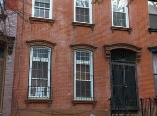 35 Vanderbilt Ave APT 1, Brooklyn, NY 11205