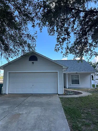2639 Winchester Cir Photo 1