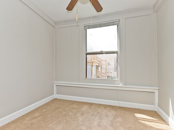 4th image of 903 W Sunnyside Ave #2