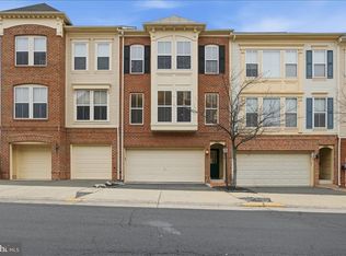 42466 Regal Wood Dr, Ashburn, VA
