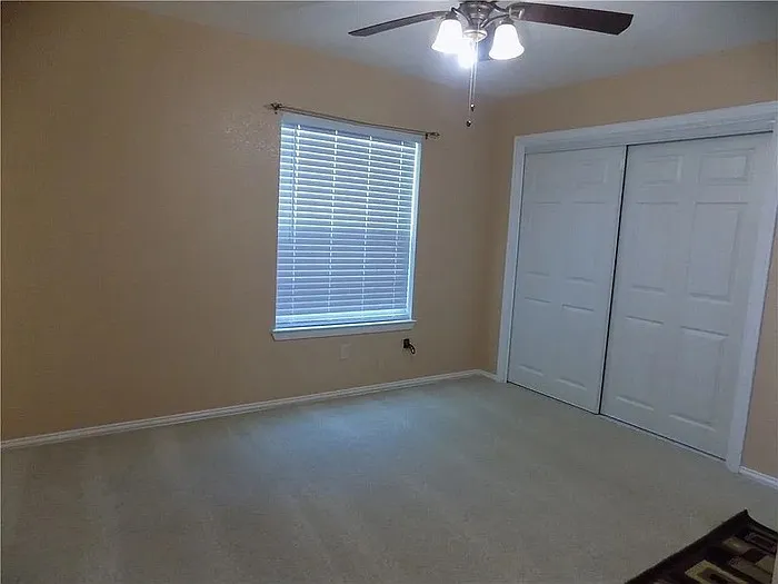 8402 Leesburg Cir — Photo 14