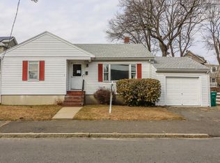 8 Longwood Rd, Lynn, MA 01904