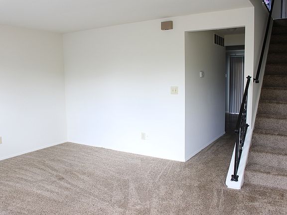 2nd image of 8123 Mount Aetna St