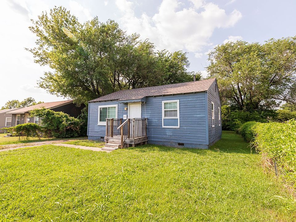 1st image of 2029 E Woodrow Ct N