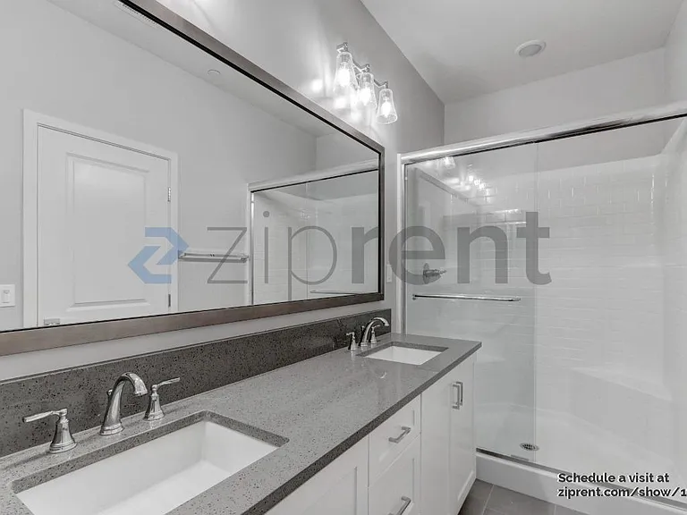 131 Avenida Chapala #105 — Photo 12