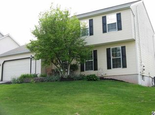 110 Winding Hill Dr, Etters, PA 17319