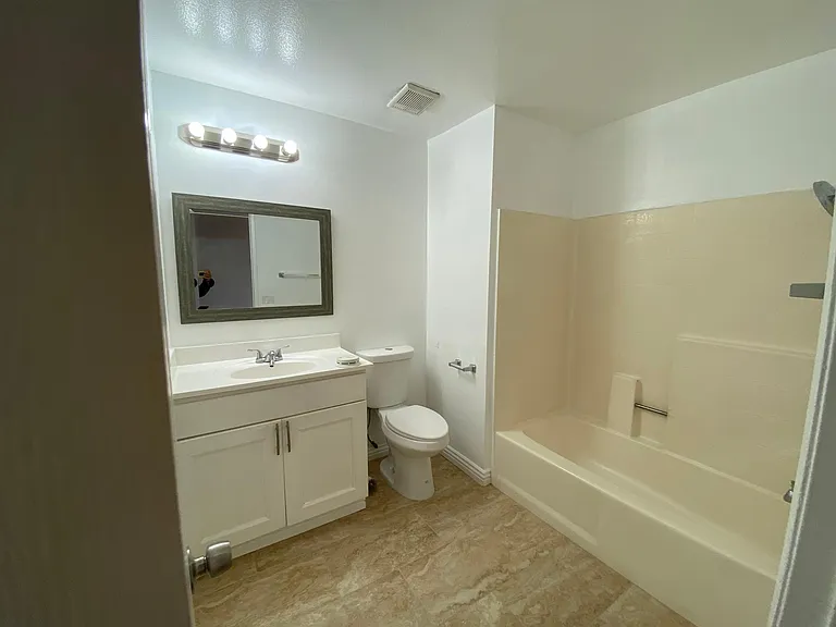 3221 Inland Empire Blvd #3 — Photo 11