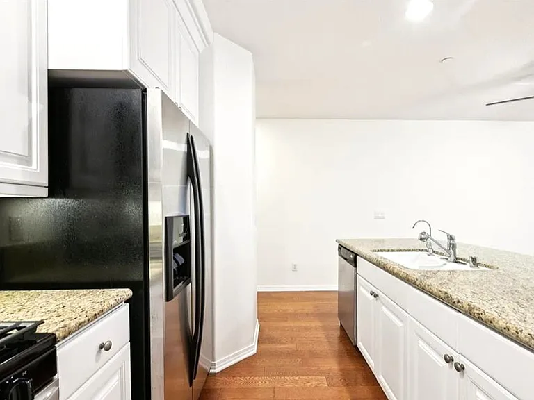 2750 Artesia Blvd #206 — Photo 6