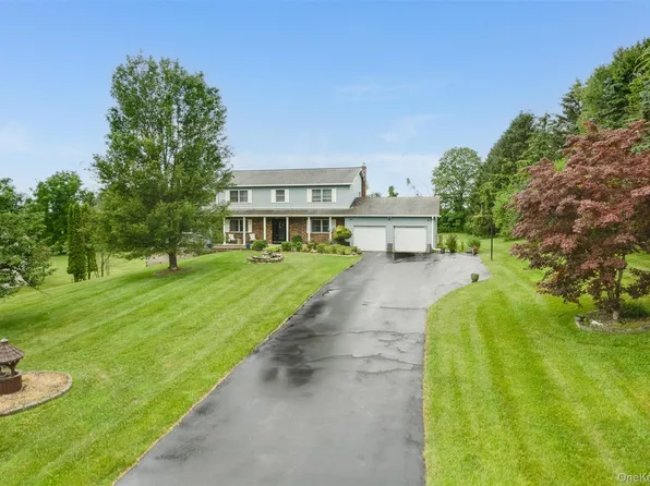 108 Beyer Drive, Poughquag, NY 12570