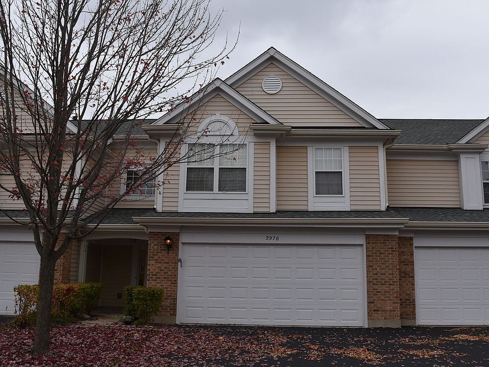 1st image of 2978 Belle Ln