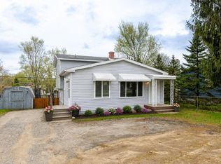 8670 N Eston Rd, Clarkston, MI 48348