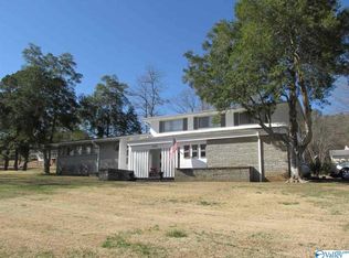 2408 Alabama Ave NW, Fort Payne, AL 35967