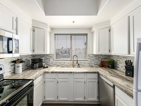 3rd image of 1825 W RAY Road #2146