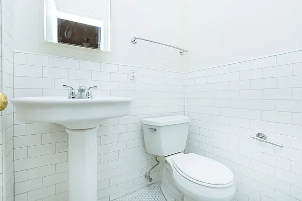 Rented by Ellison Homes Corp. | media 29