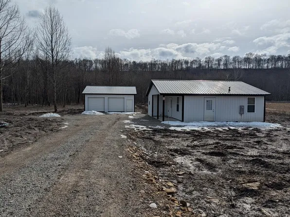 5502 Camp Creek Rd, Lucasville, OH 45648