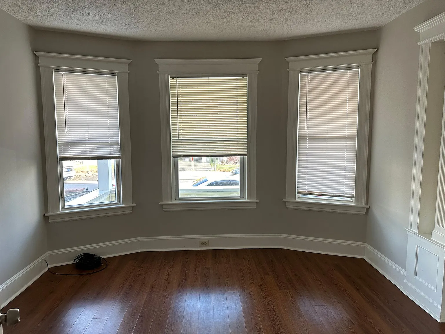 3 bed, 1500 sqft, $1,950 — Photo 2