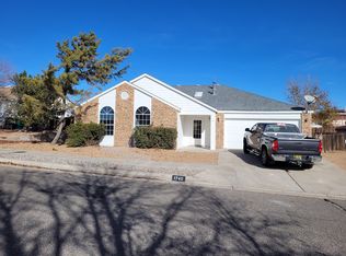 1740 Blueberry Dr NE, Rio Rancho, NM 87144
