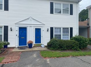 67 Towne Square Dr, Newport News, VA 23607