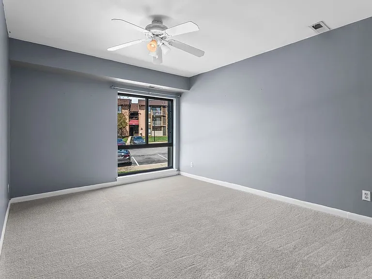 6087 Majors Ln #5 — Photo 11