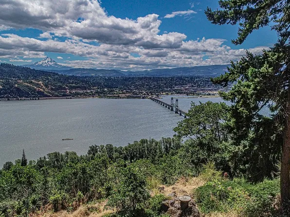 339 SE Oak St, White Salmon, WA 98672