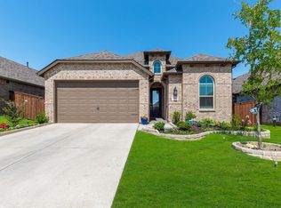 3513 Dusty Miller Rd, Aubrey, TX 76227