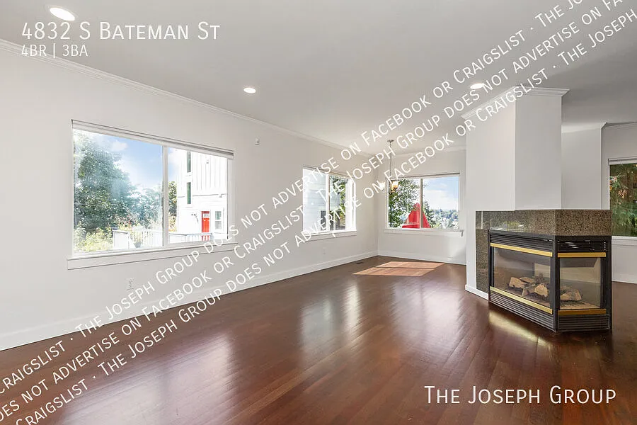 Spacious 4-Bedroom Seattle Living — Photo 3