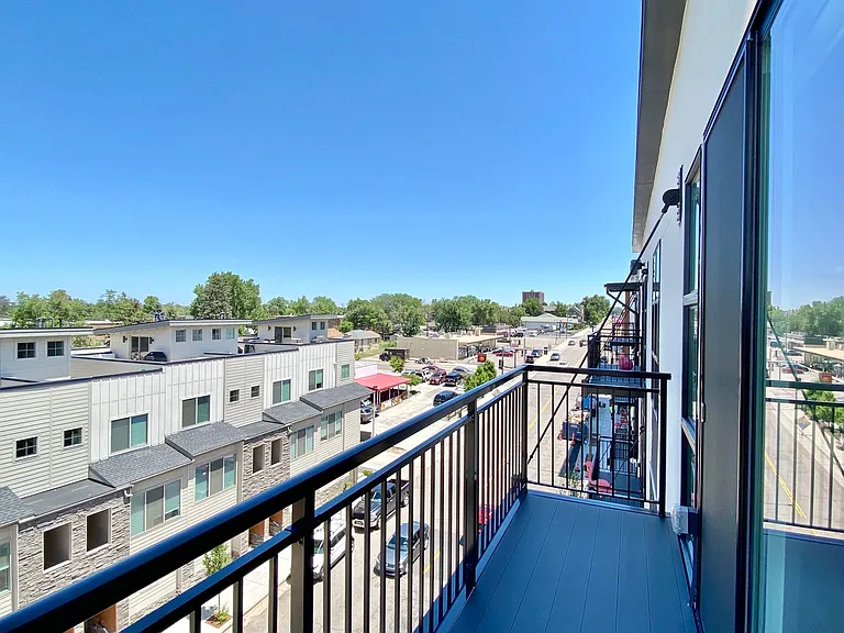 3500 S Corona St #504 — Photo 13