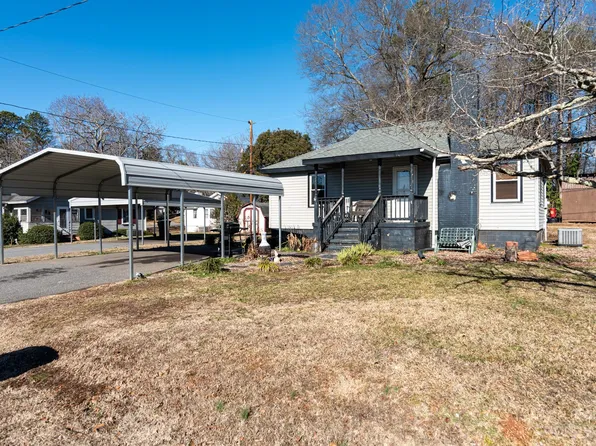 100 North St, High Shoals, NC 28077