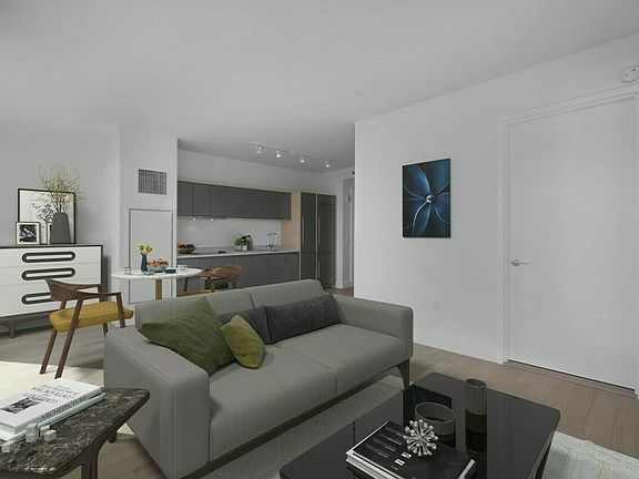 4th image of 10 City Poin APT 24H