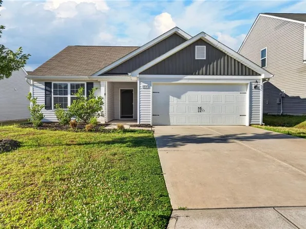 2207 Ram Rd, Greensboro, NC 27405