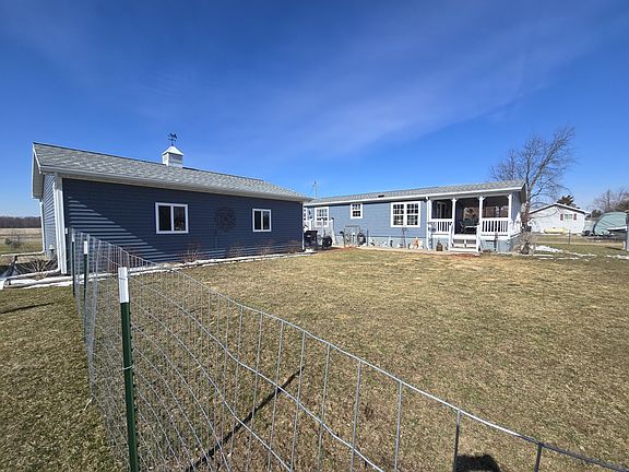 4th image of 1051 Brink Rd