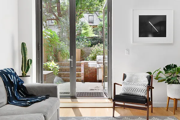 Sold by Compass | media 5