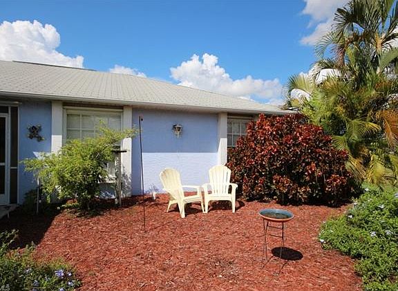 5th image of 208 NW 4th Ave