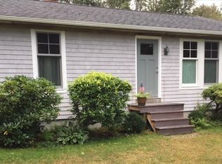 762 Horseneck Rd, Dartmouth, MA 02748