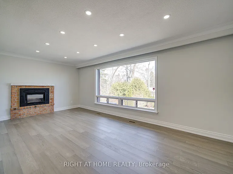 326 Jaybell Grv — Photo 5